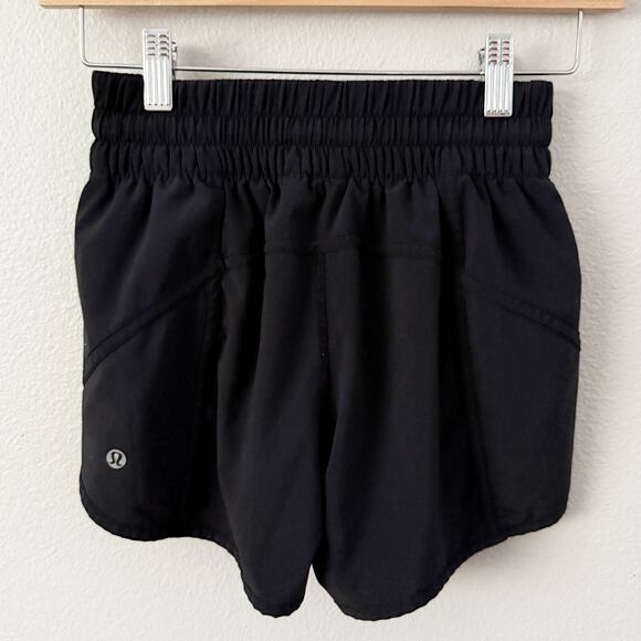 LULULEMON | Solid Black Hotty Hot Low-Rise Lined Short 4" Elastic Waist | 4 - Picture 4 of 5